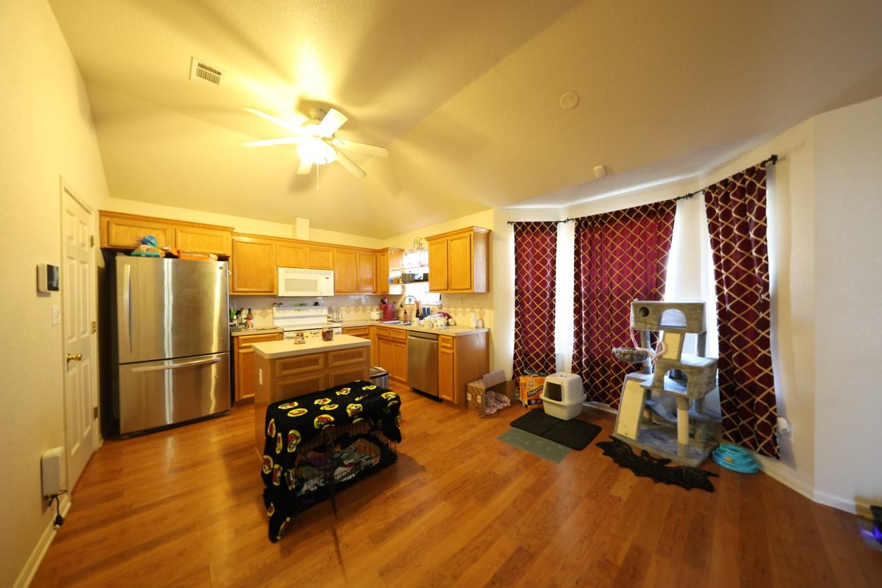 4306 Esta Lee Ave - Photo 5 of 23