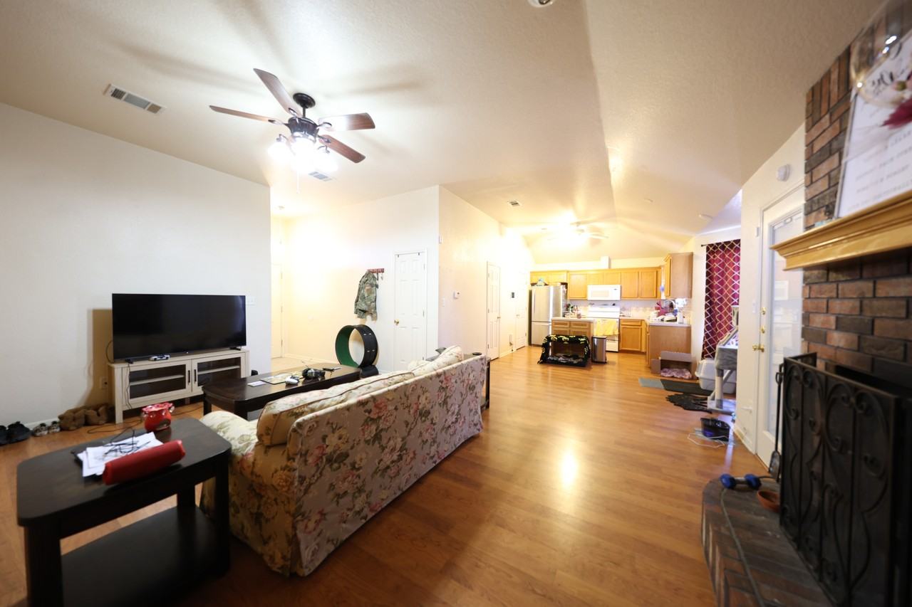 4306 Esta Lee Ave - Photo 7 of 23