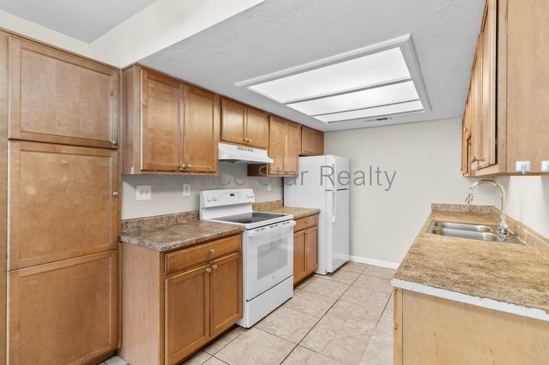 16602 N 25th St #109 - Photo 7 of 22