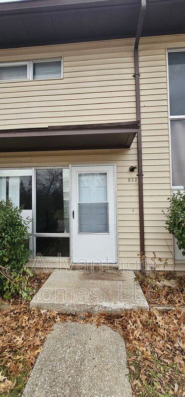 832 N 70th St - Photo 2 of 24