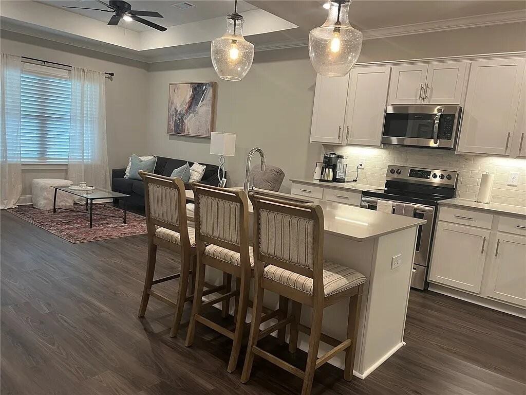 1014 N Baltimore Ave - Photo 3 of 6