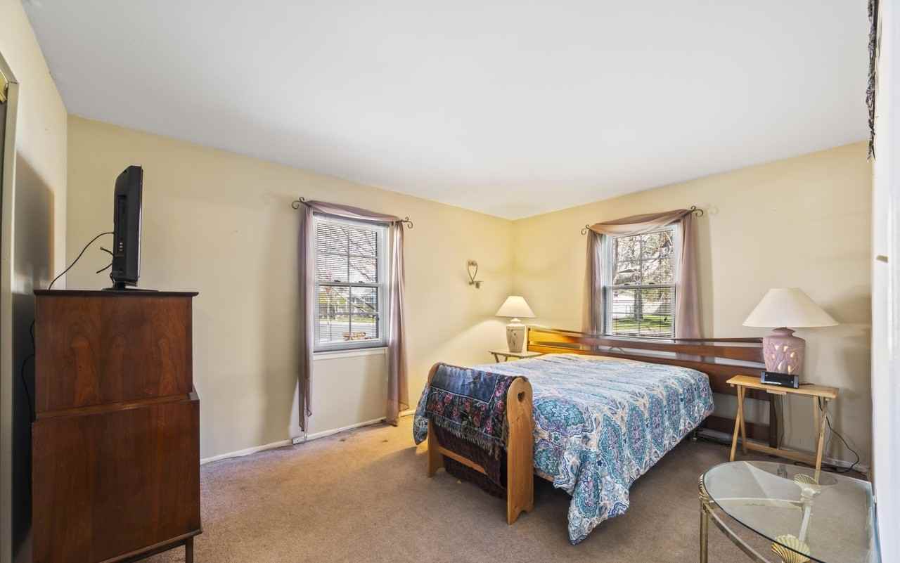 1 Kingsley Way - Photo 4 of 6