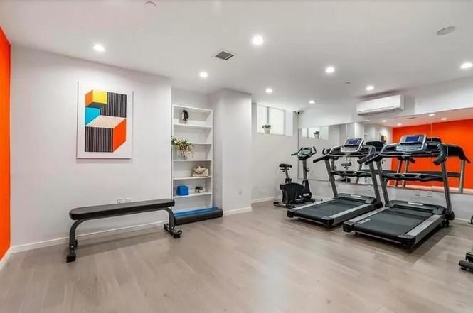 40 Pinehurst Ave - Photo 4 of 5