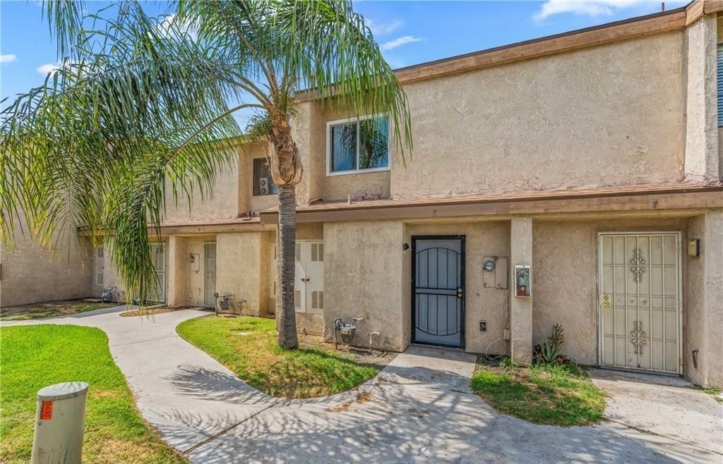 936 Fairway Dr - Photo 4 of 5