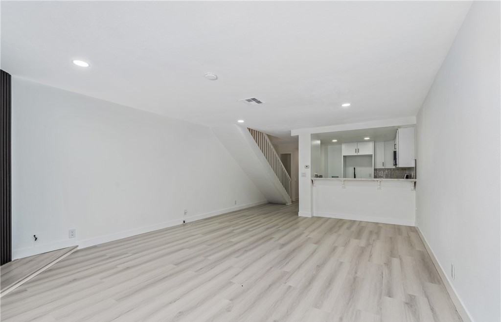 936 Fairway Dr - Photo 5 of 5