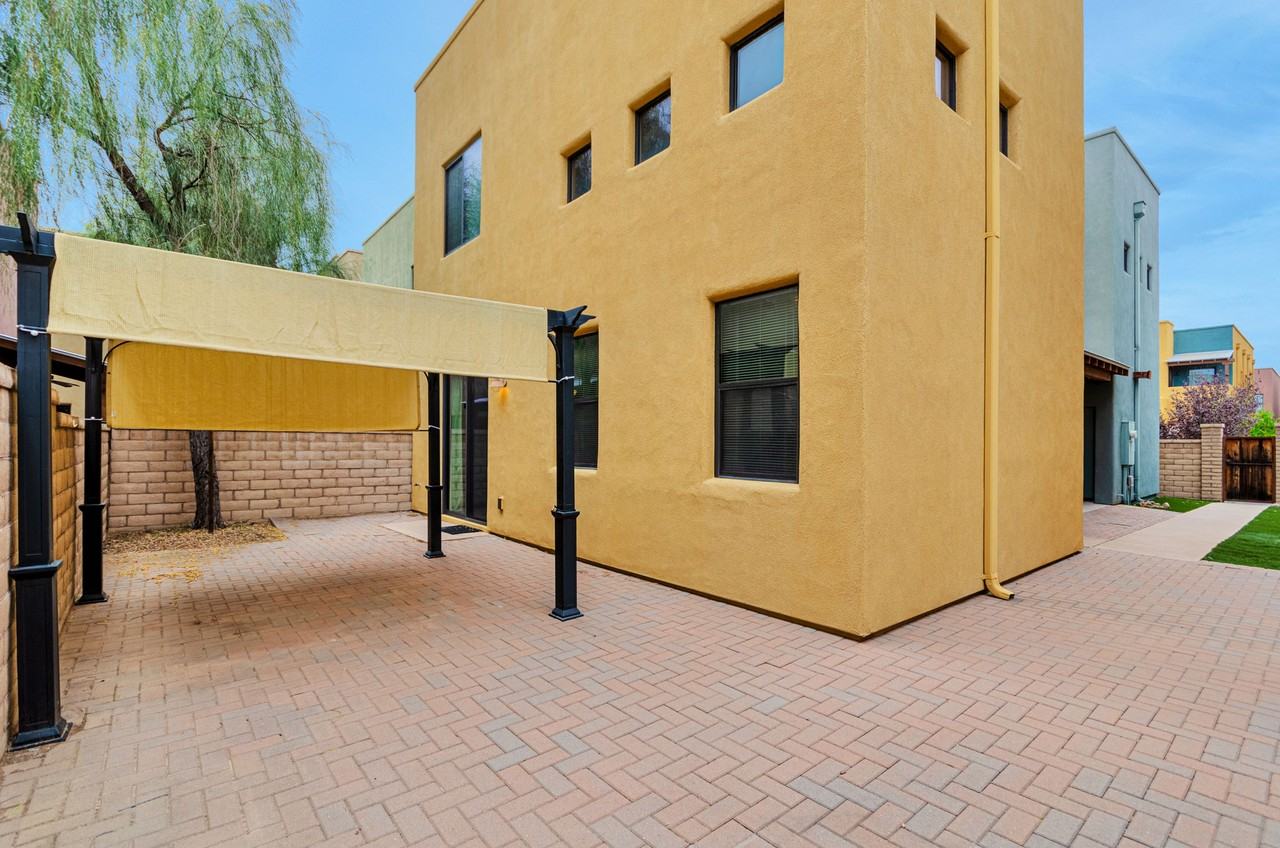 402 E Croydon Park Rd - Photo 5 of 25