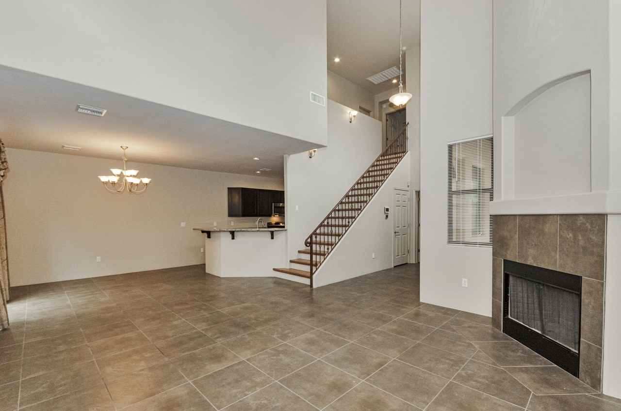 402 E Croydon Park Rd - Photo 7 of 25