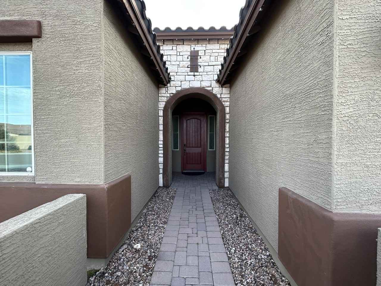 8731 W Wagon Wheel Dr - Photo 4 of 50