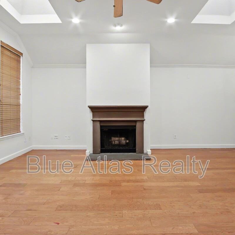 4905 Canberra Ln - Photo 3 of 26