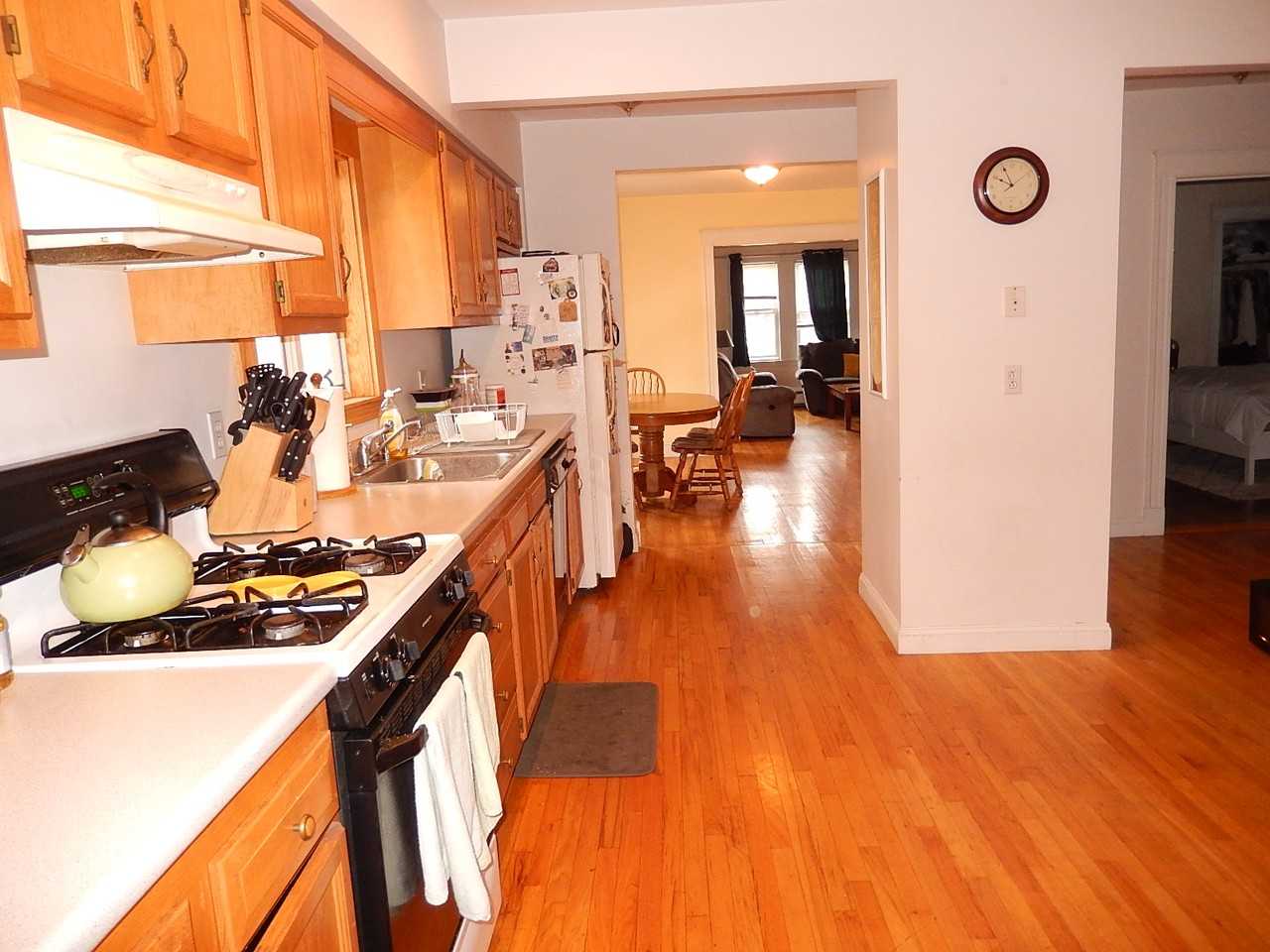 Charlton St #2 - Photo 6 of 25