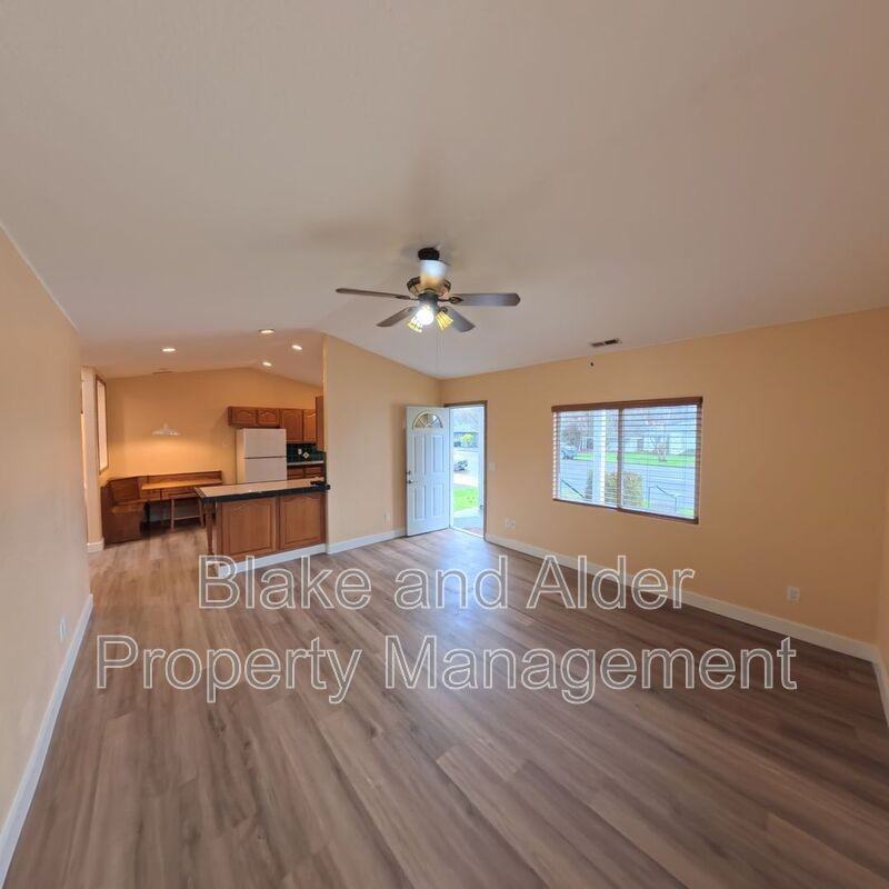 720 Portland Ave - Photo 7 of 45