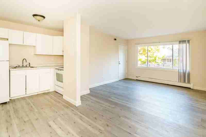 3016 Pleasant Ave #101 - Photo 2 of 7