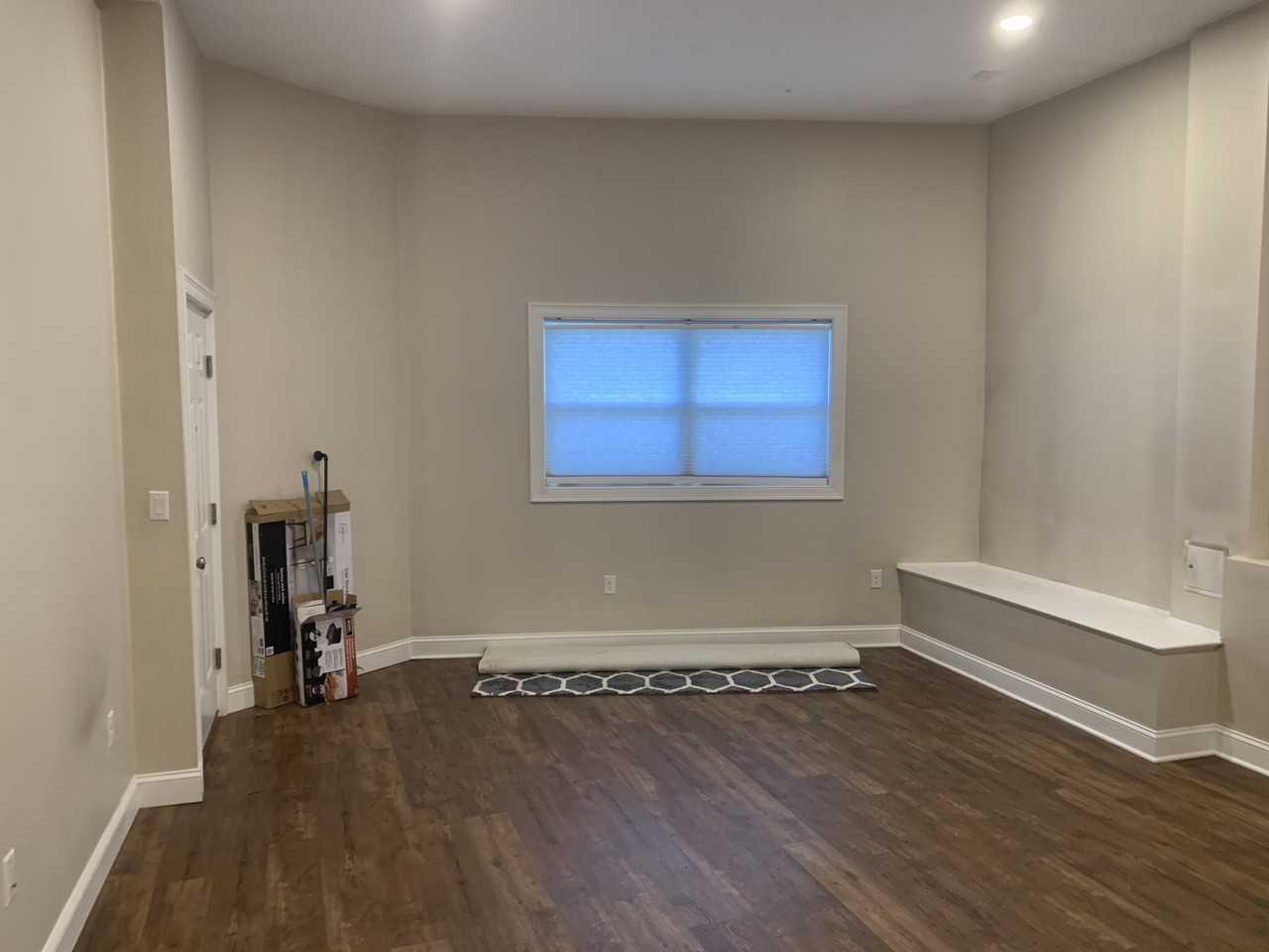 149 Washington St #1 - Photo 4 of 17