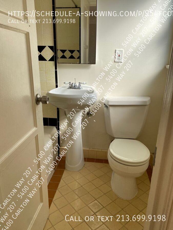 Hollywood Carlton Apartment, LLC - Photo 4 of 6