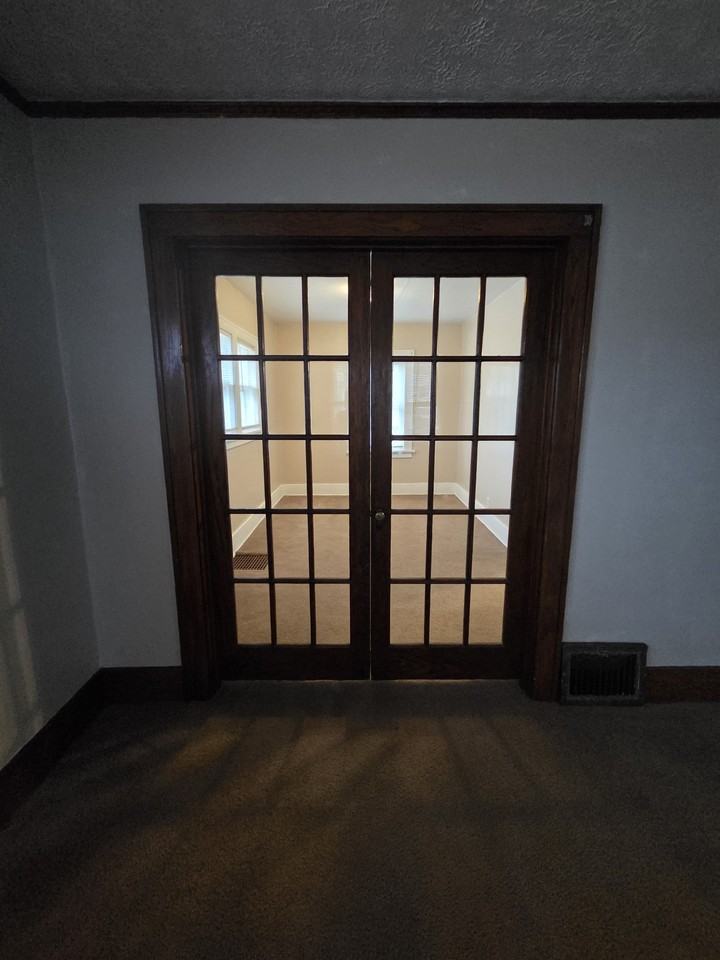 2400 S Henry St #NA - Photo 5 of 20