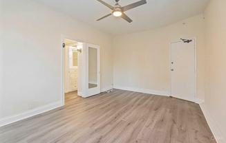649 N Rossmore Ave #300 - Photo 1 of 1