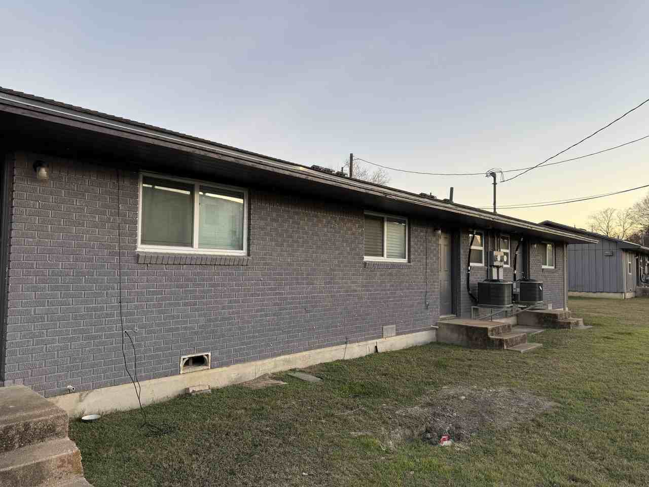 2810 Cedar Cir #3 - Photo 2 of 7