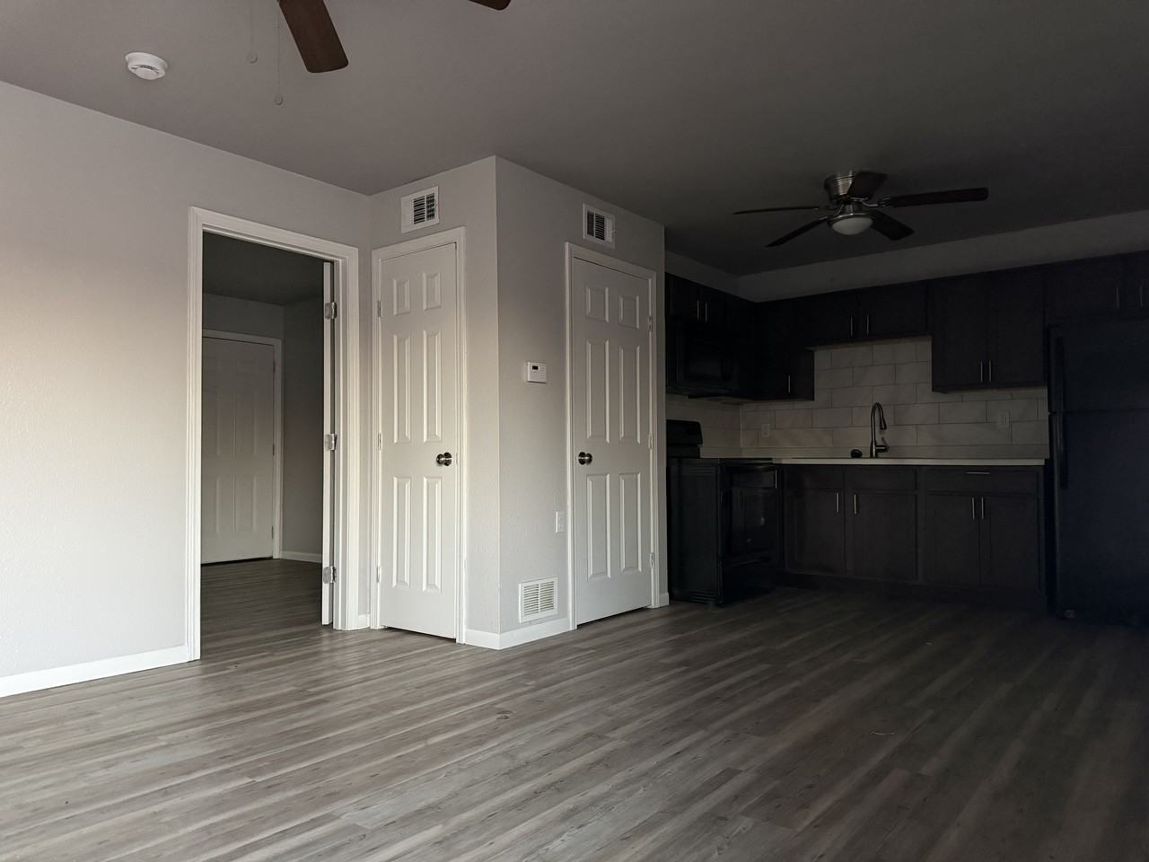 2810 Cedar Cir #3 - Photo 3 of 7