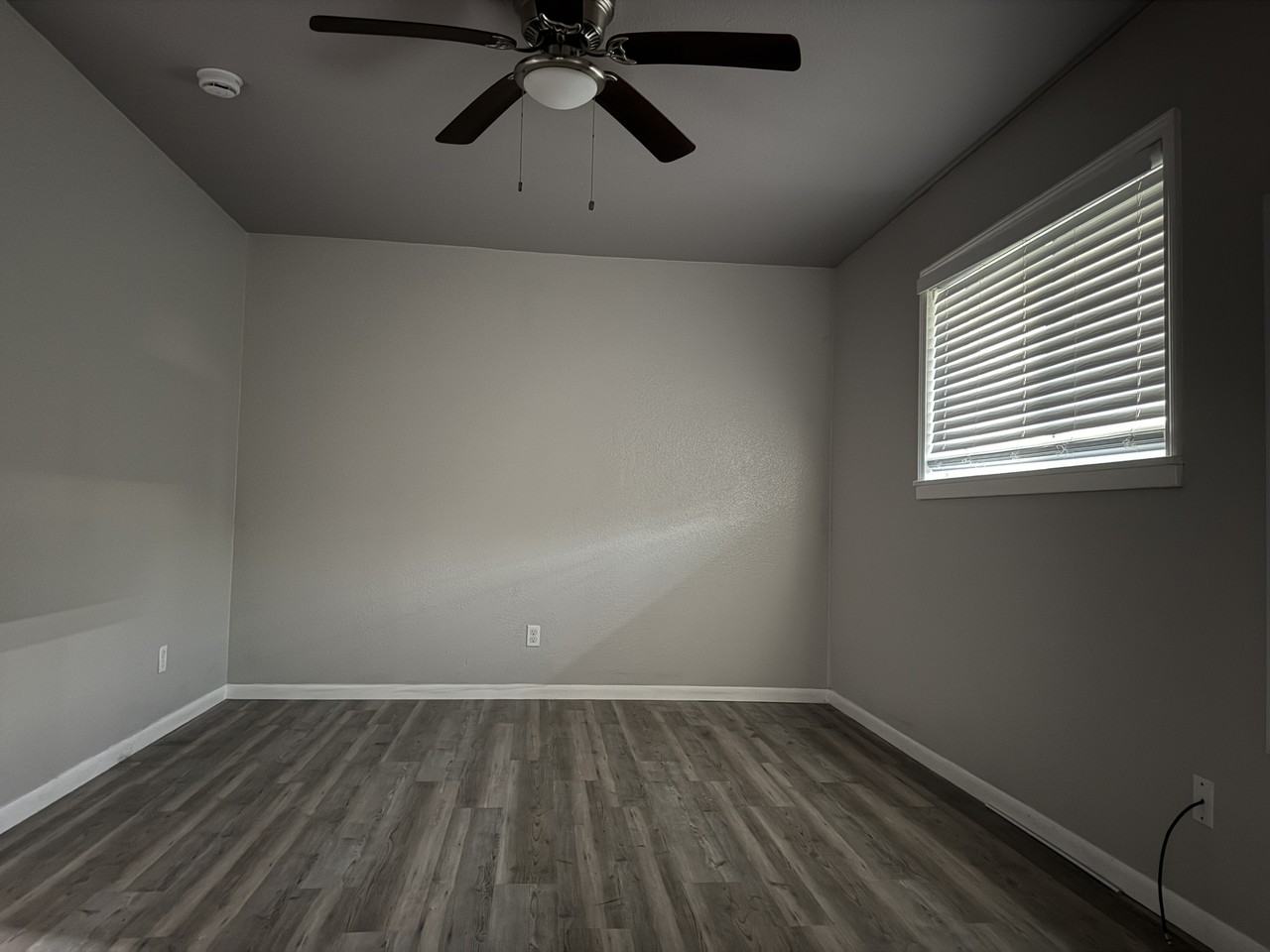 2810 Cedar Cir #3 - Photo 6 of 7