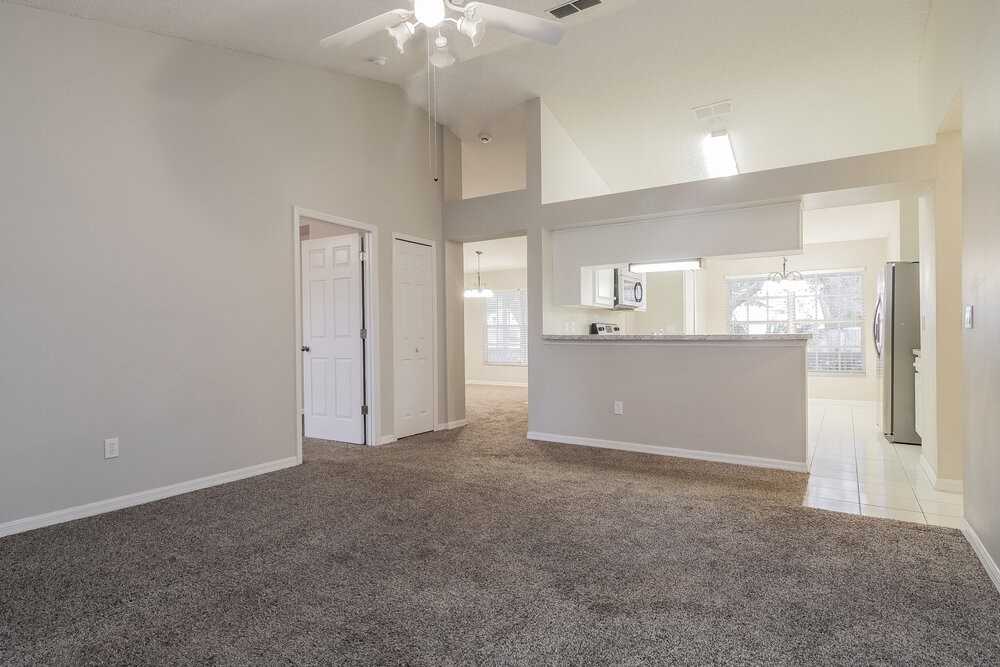 4511 Wyndcliff Cir - Photo 4 of 16