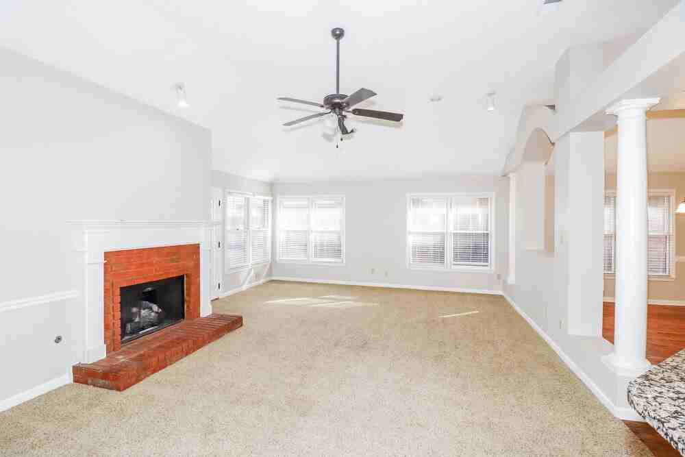 1562 Appling Wood Cv N - Photo 5 of 16