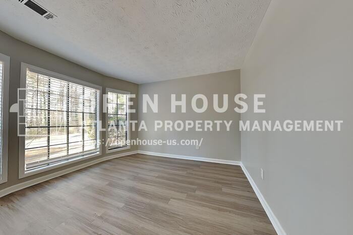 3208 Aspen Cir - Photo 4 of 22