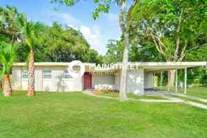 featured image of 3307 S Park Ave