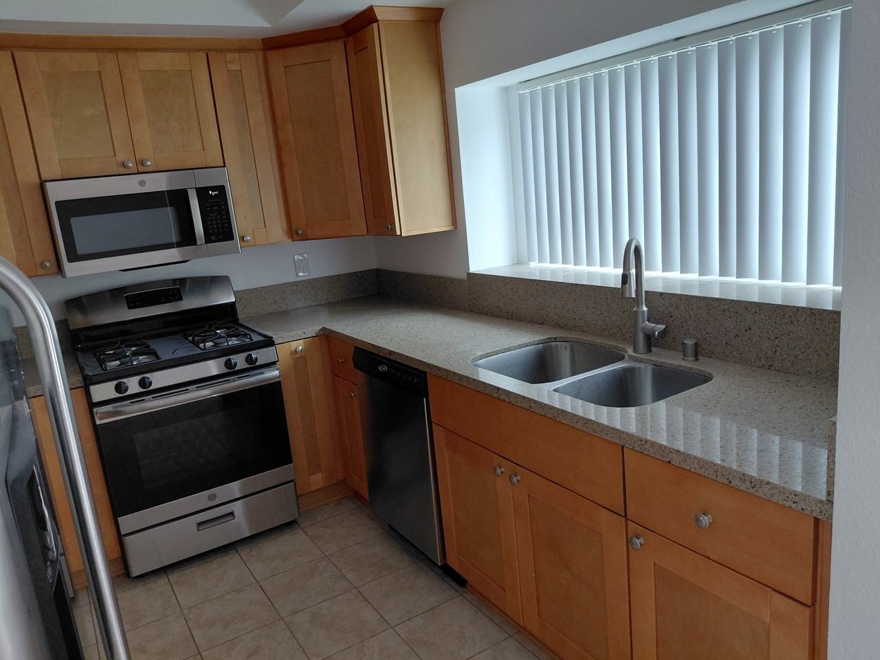 2331 Conway Dr #1 - Photo 6 of 11