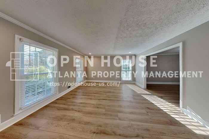 3163 Oak Springs Way - Photo 6 of 23