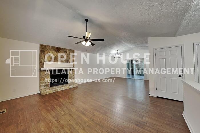 989 Madison Ter Nw - Photo 5 of 24