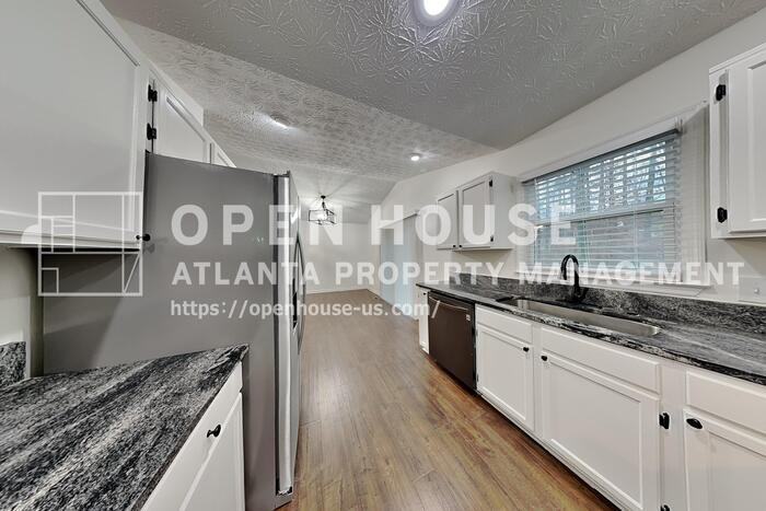 989 Madison Ter Nw - Photo 6 of 24