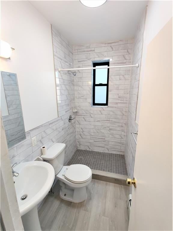 345 Legion St - Photo 4 of 10