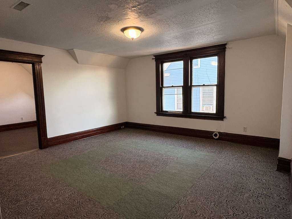 331 Chestnut Street - Photo 7 of 11