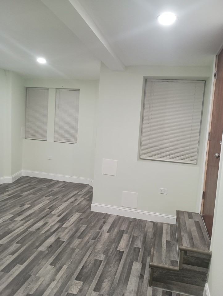 3565-67 West Lyndale Street - Photo 3 of 8