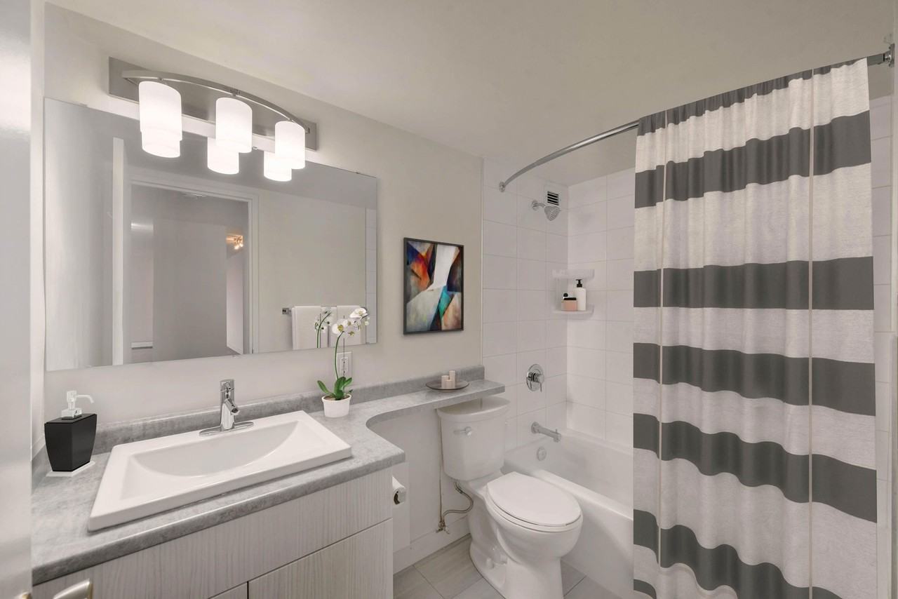 Fort Garry House - Photo 7 of 17