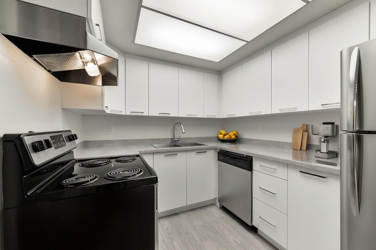 Aspen Court - Photo 2 of 7