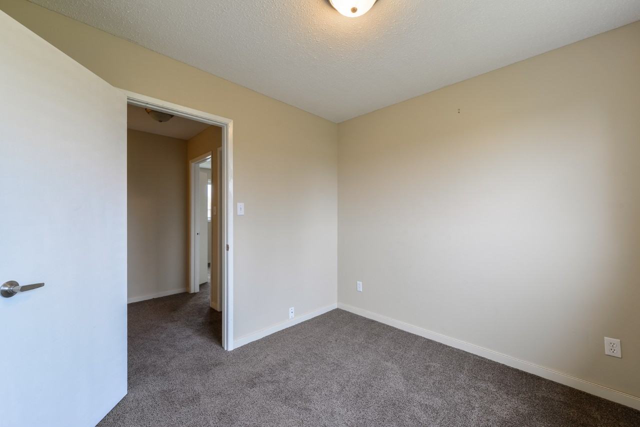 Castleridge Estates - Photo 4 of 13