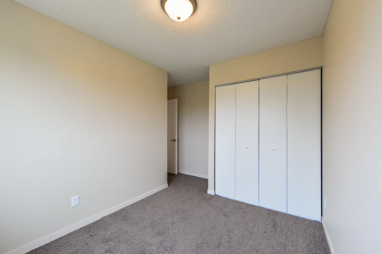 Castleridge Estates - Photo 5 of 13