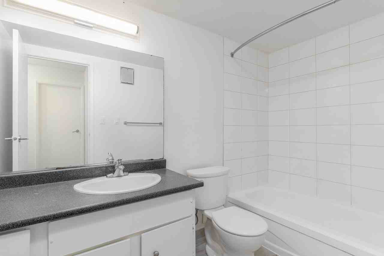 Marlborough Manor - Photo 2 of 19