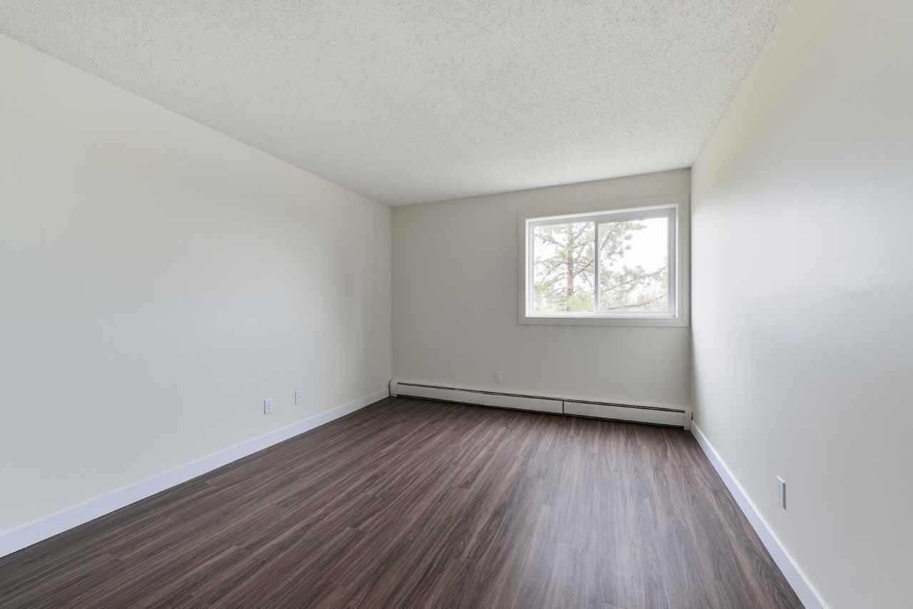 Riverview Plaza - Photo 7 of 16