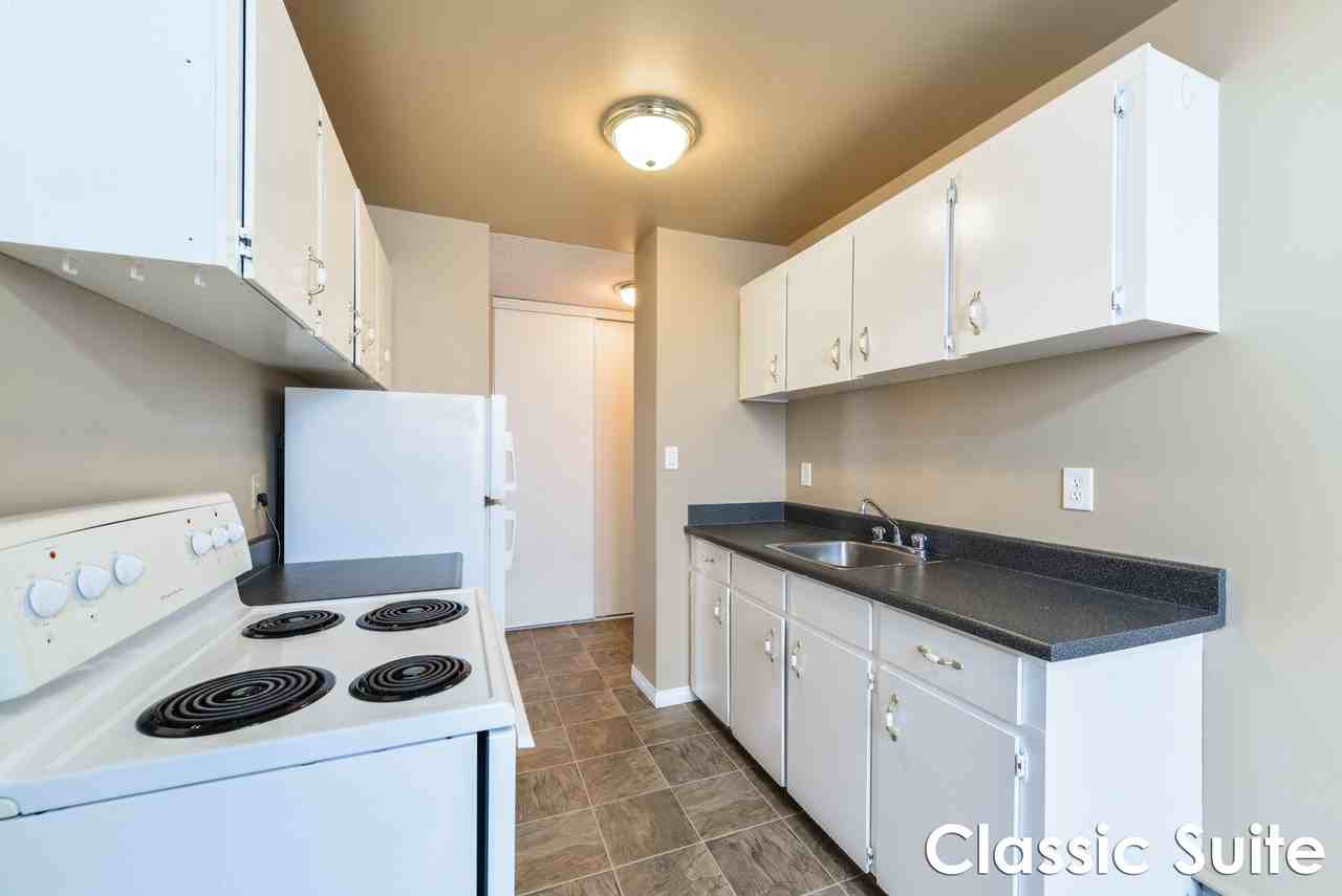 Park Place Tower - Photo 7 of 22