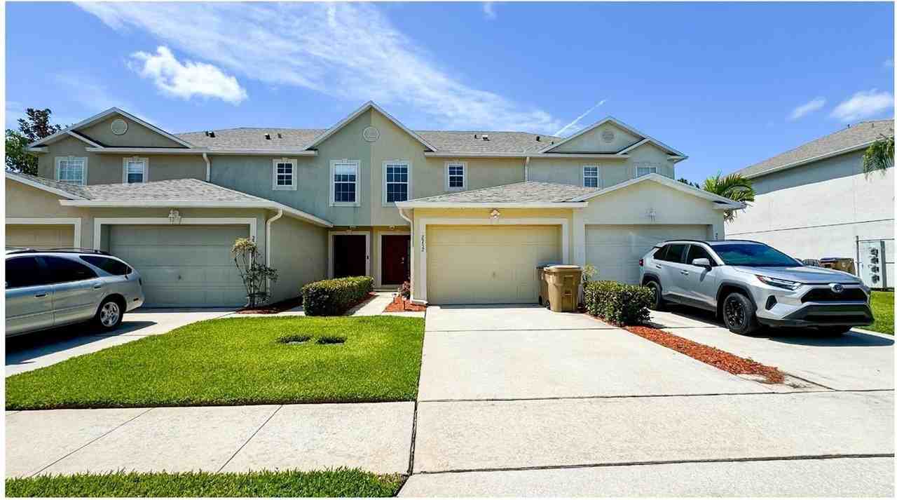 2752 Merrieweather Ln - Photo 2 of 16