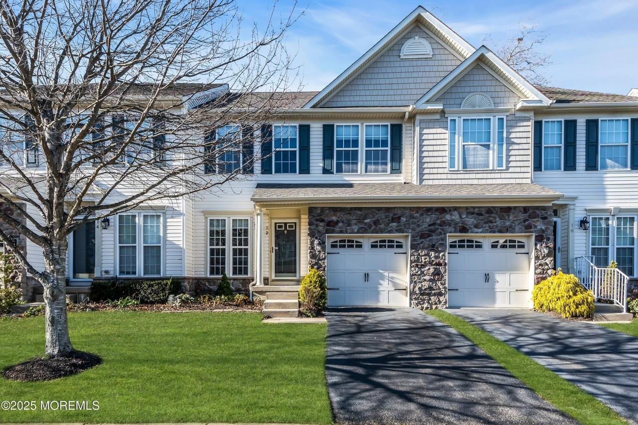 12 Coral Pl - Photo 2 of 37