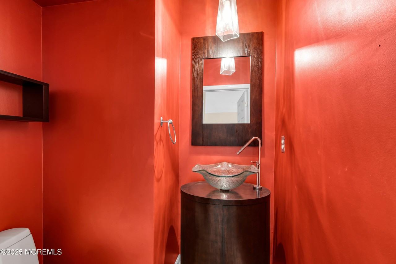 12 Coral Pl - Photo 6 of 37