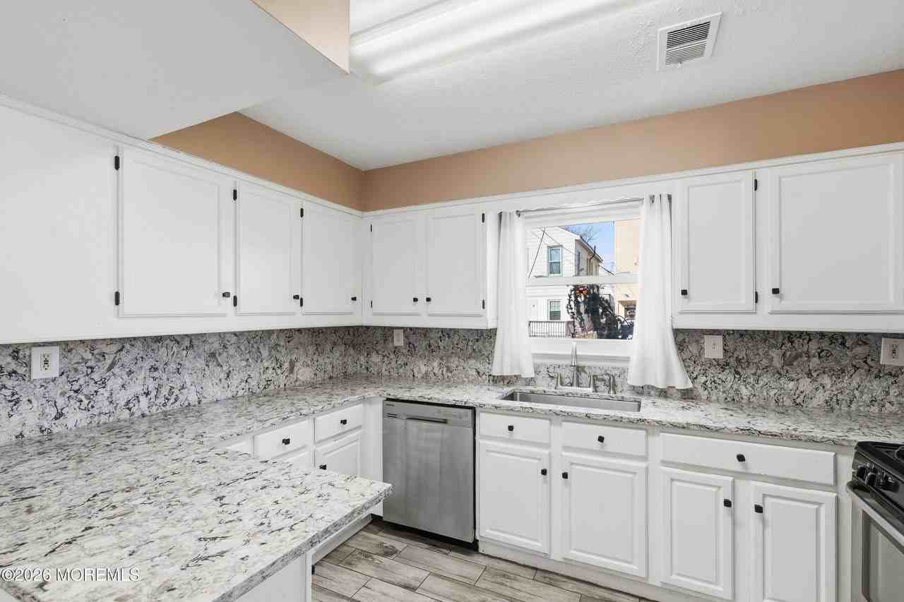 40 Seabreeze Way - Photo 6 of 15