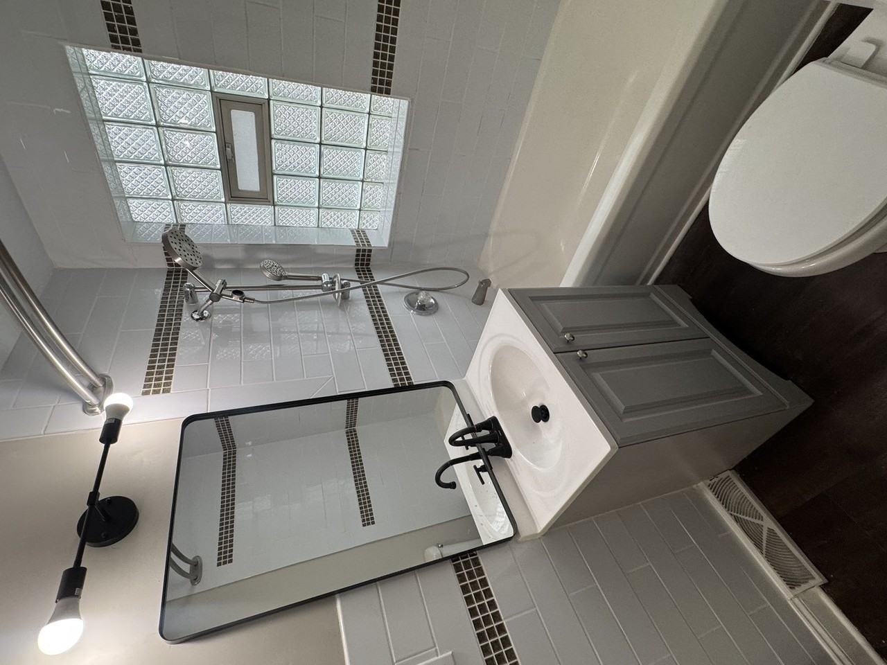 3926 147th Pl - Photo 5 of 18