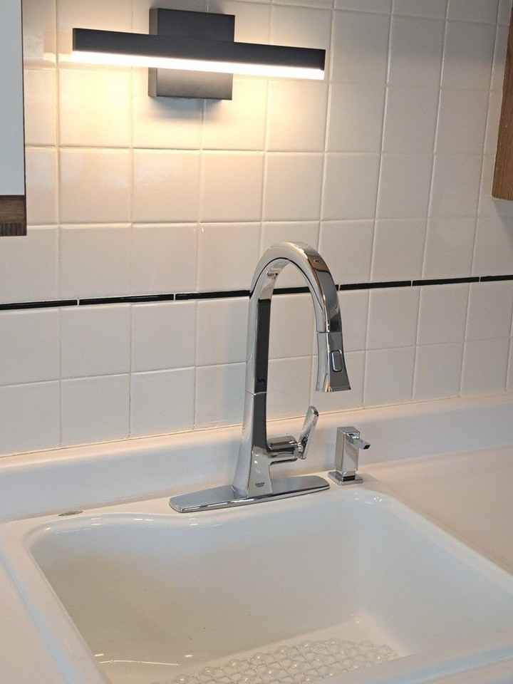 1060 Newport Hbr Unit 1060 #1060 - Photo 7 of 19