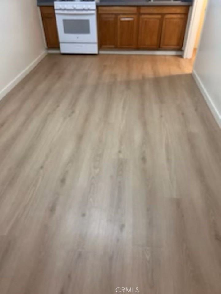 2646 Falling Leaf Ave #C - Photo 2 of 26