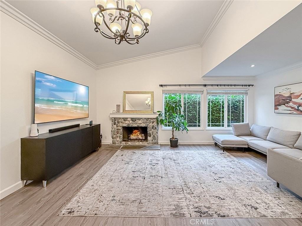 2685 Velarde Dr - Photo 5 of 41