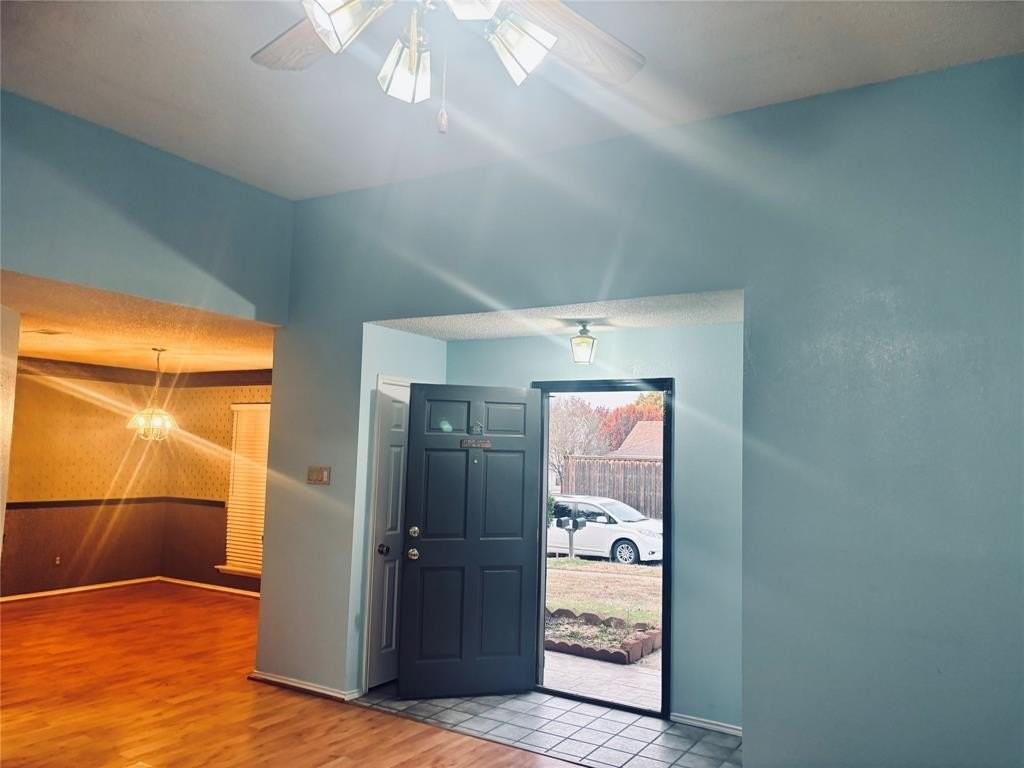 6318 Sasaki Way - Photo 7 of 13